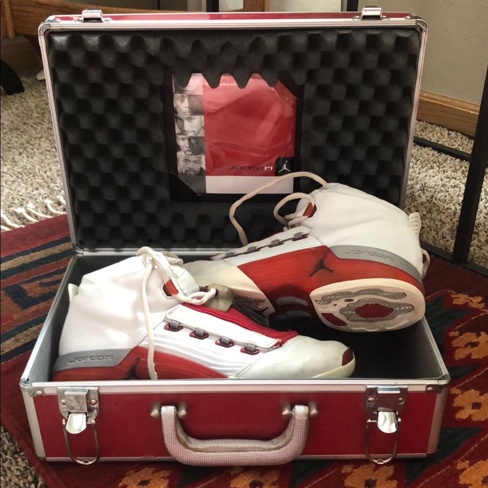 Jordan Athletic Shoes White and Red